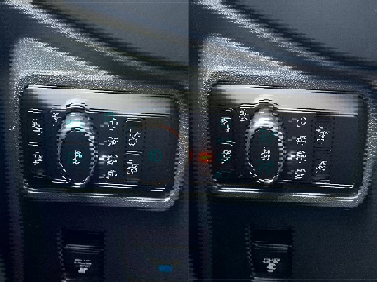 New 2025 Ford Bronco Outer Banks image 15