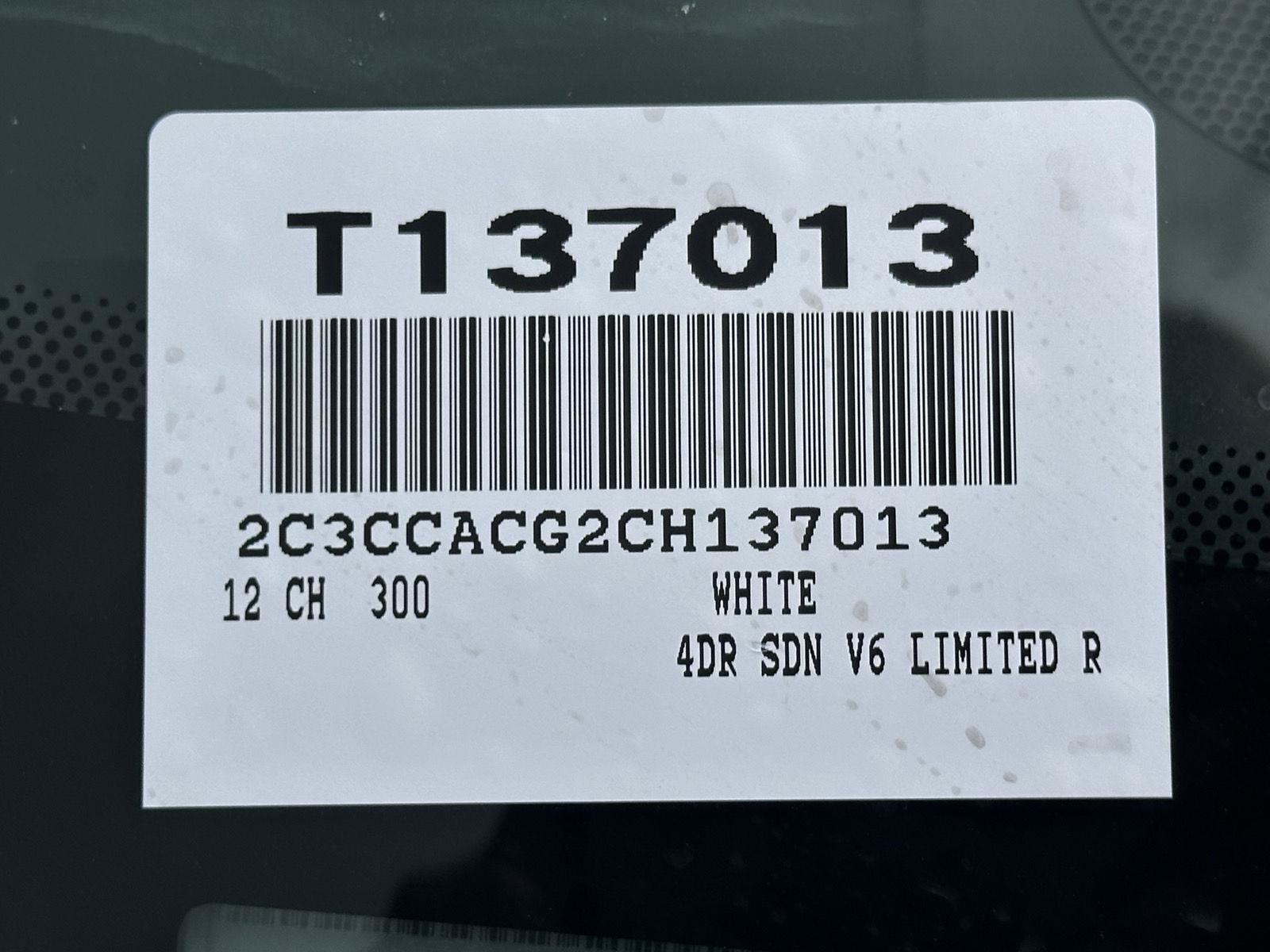 Used 2012 Chrysler 300 Limited w/ Luxury Group RWD image 15