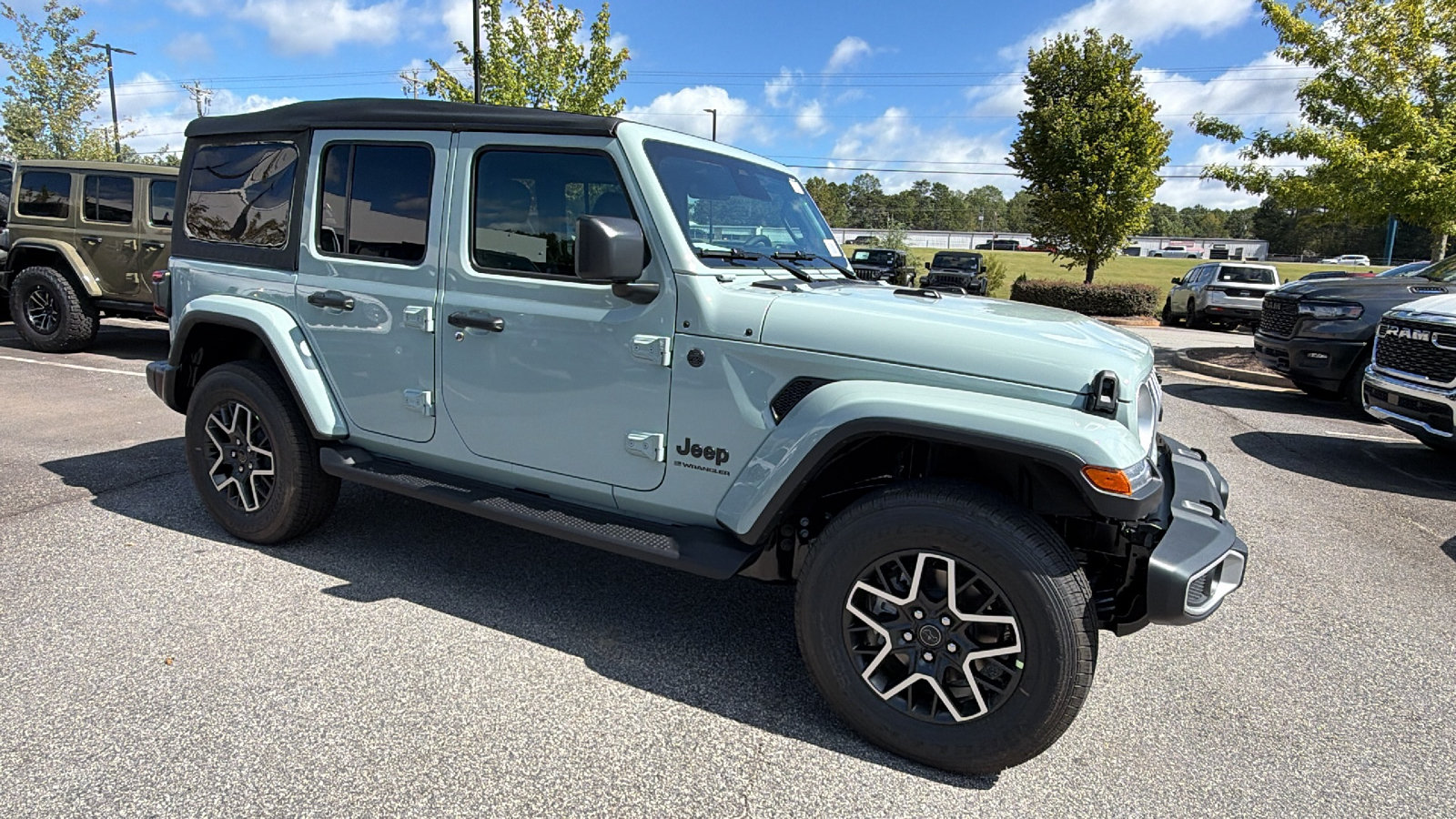 New 2027 Jeep Wrangler Unlimited Sahara AWD/4WD image 5