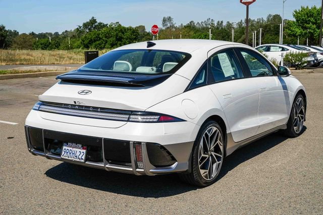 Used 2025 Hyundai Ioniq 6 SEL RWD image 5