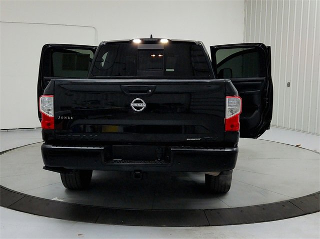 Used 2023 Nissan Titan SV w/ SV Convenience Package image 14