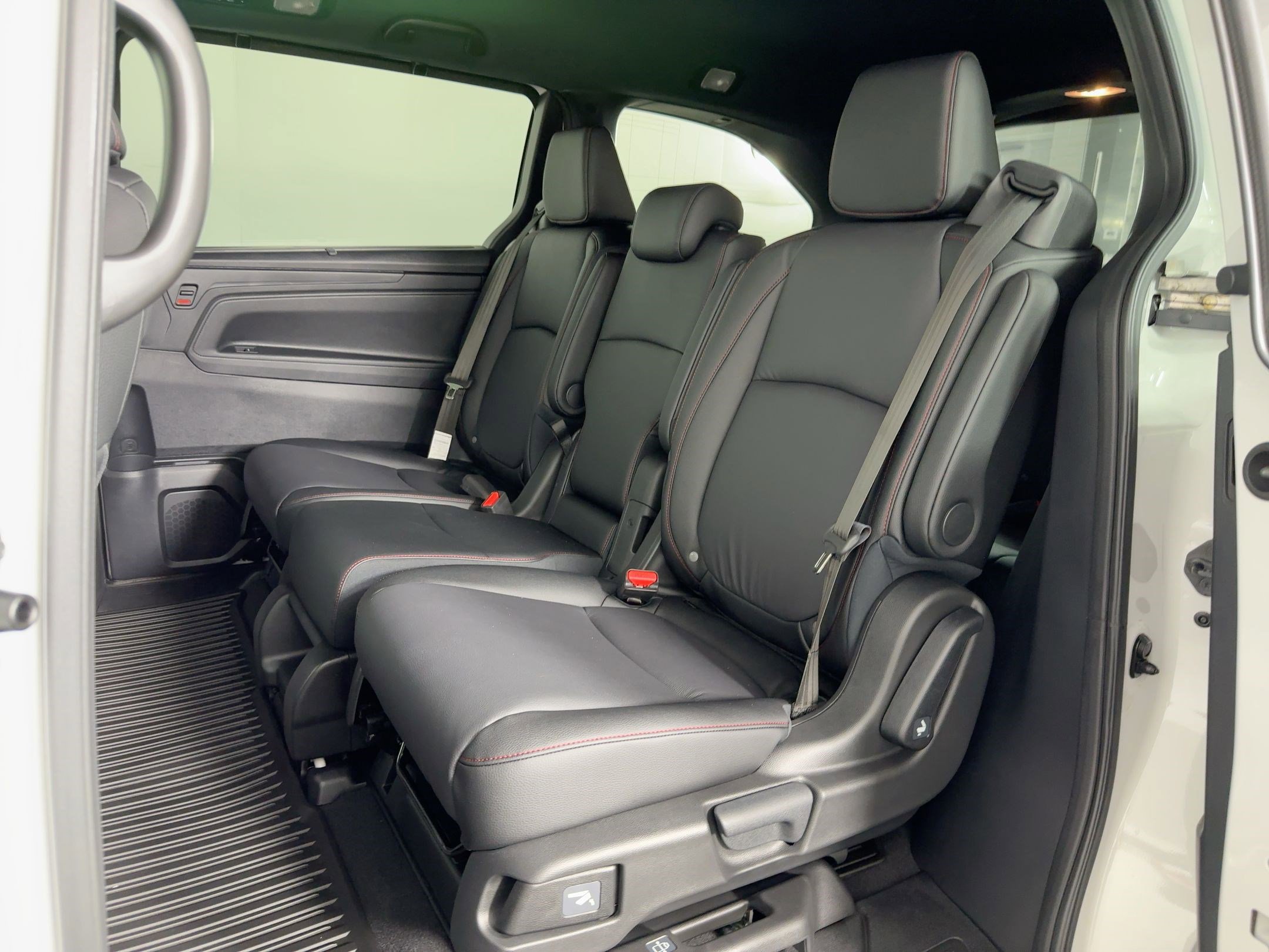New 2026 Honda Odyssey Sport-L image 14