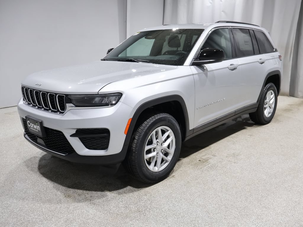 New 2026 Jeep Grand Cherokee Laredo X AWD/4WD image 3