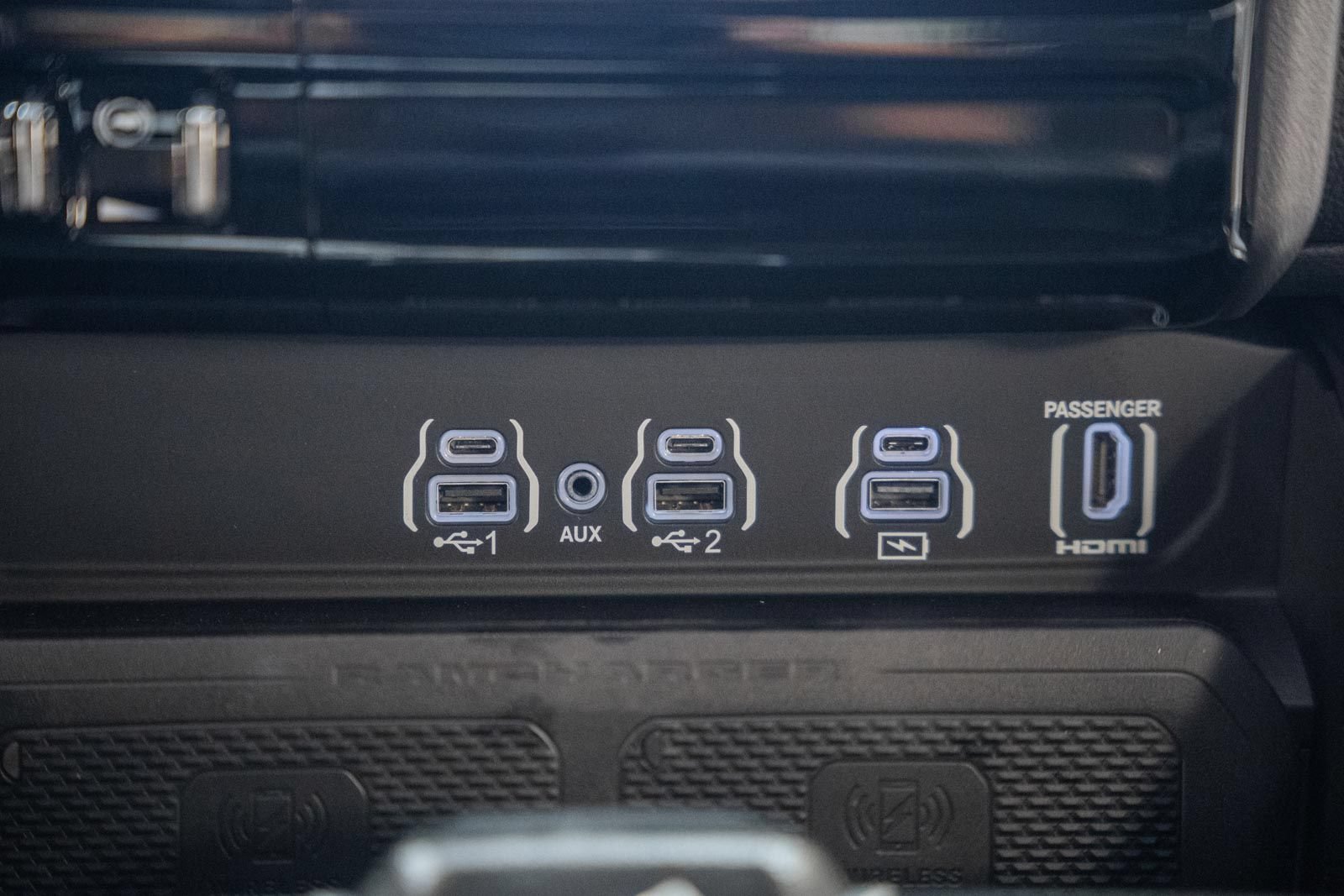 Used 2025 RAM 1500 Laramie w/ Night Edition AWD/4WD image 32