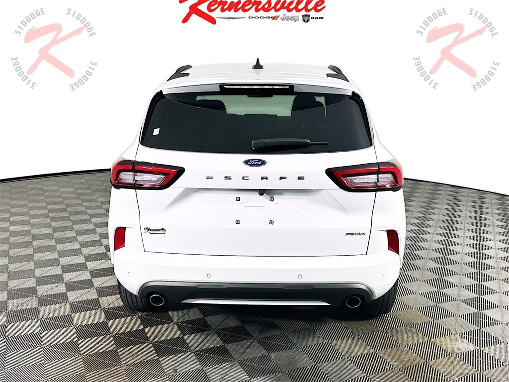 Used 2023 Ford Escape ST-Line w/ Tech Pack #1 image 6