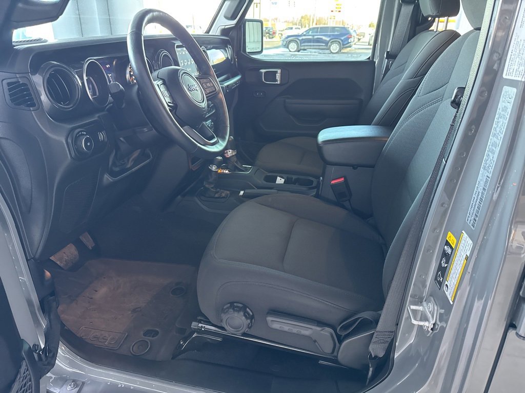Used 2023 Jeep Wrangler Altitude image 7