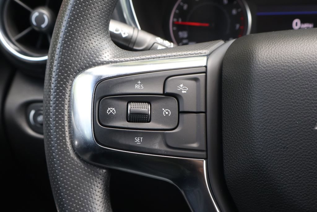 Used 2024 Chevrolet Blazer LT w/ Convenience Package FWD image 32