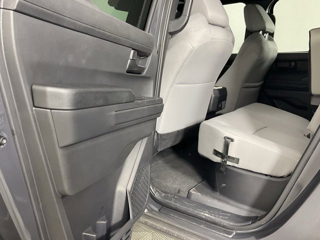 Used 2025 Toyota Tacoma SR5 image 15