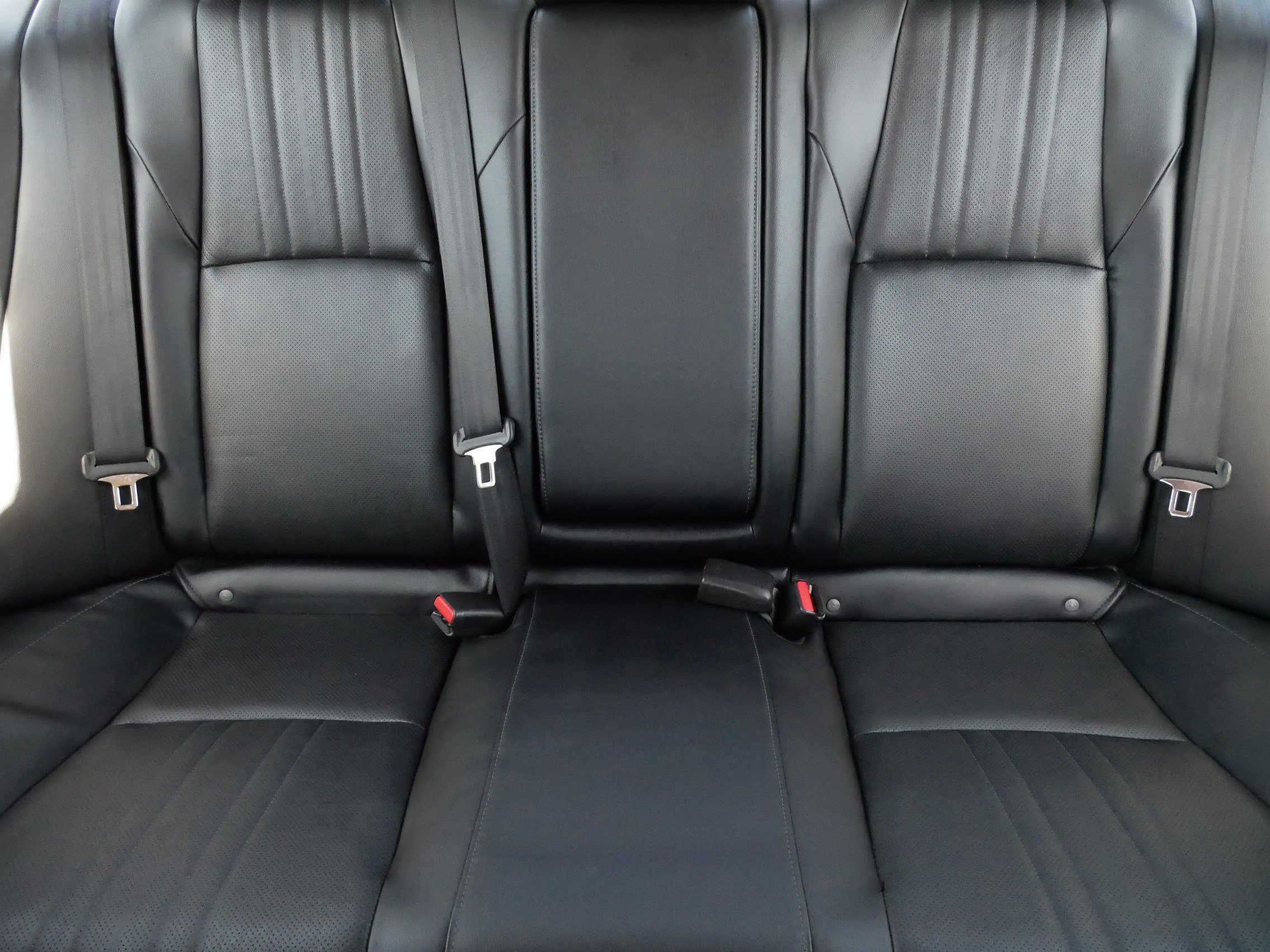 Used 2018 Honda Accord EX-L image 13