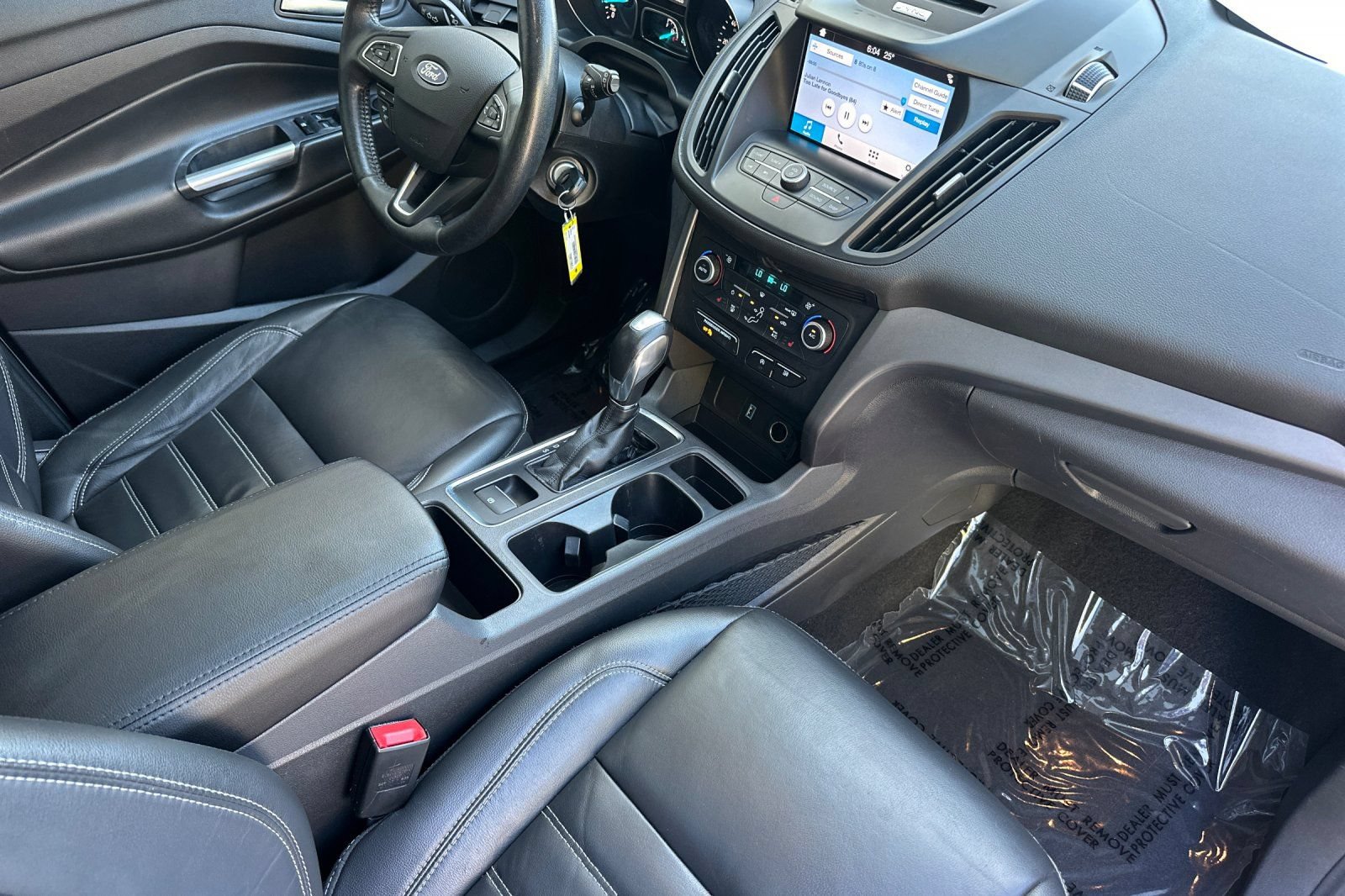 Used 2018 Ford Escape SEL w/ Ford Safe & Smart Package AWD/4WD image 16