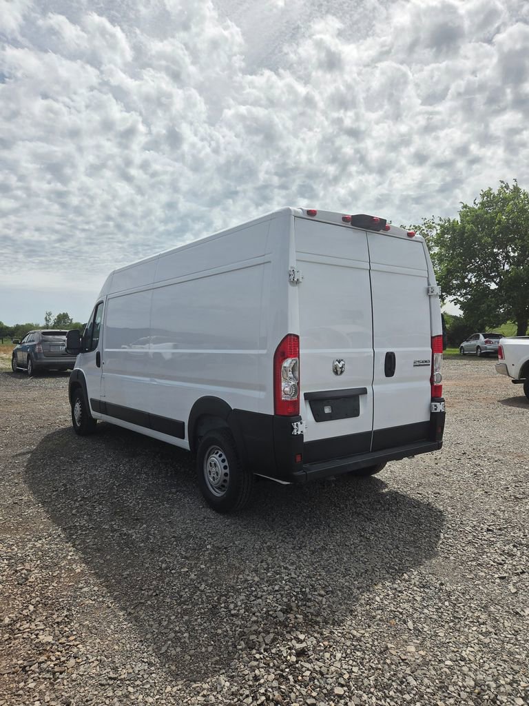 Used 2023 RAM ProMaster 2500 FWD image 3