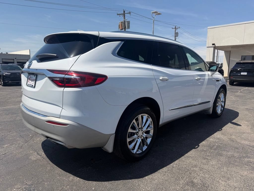 Used 2021 Buick Enclave Premium w/ Surround and Sites Package FWD image 3