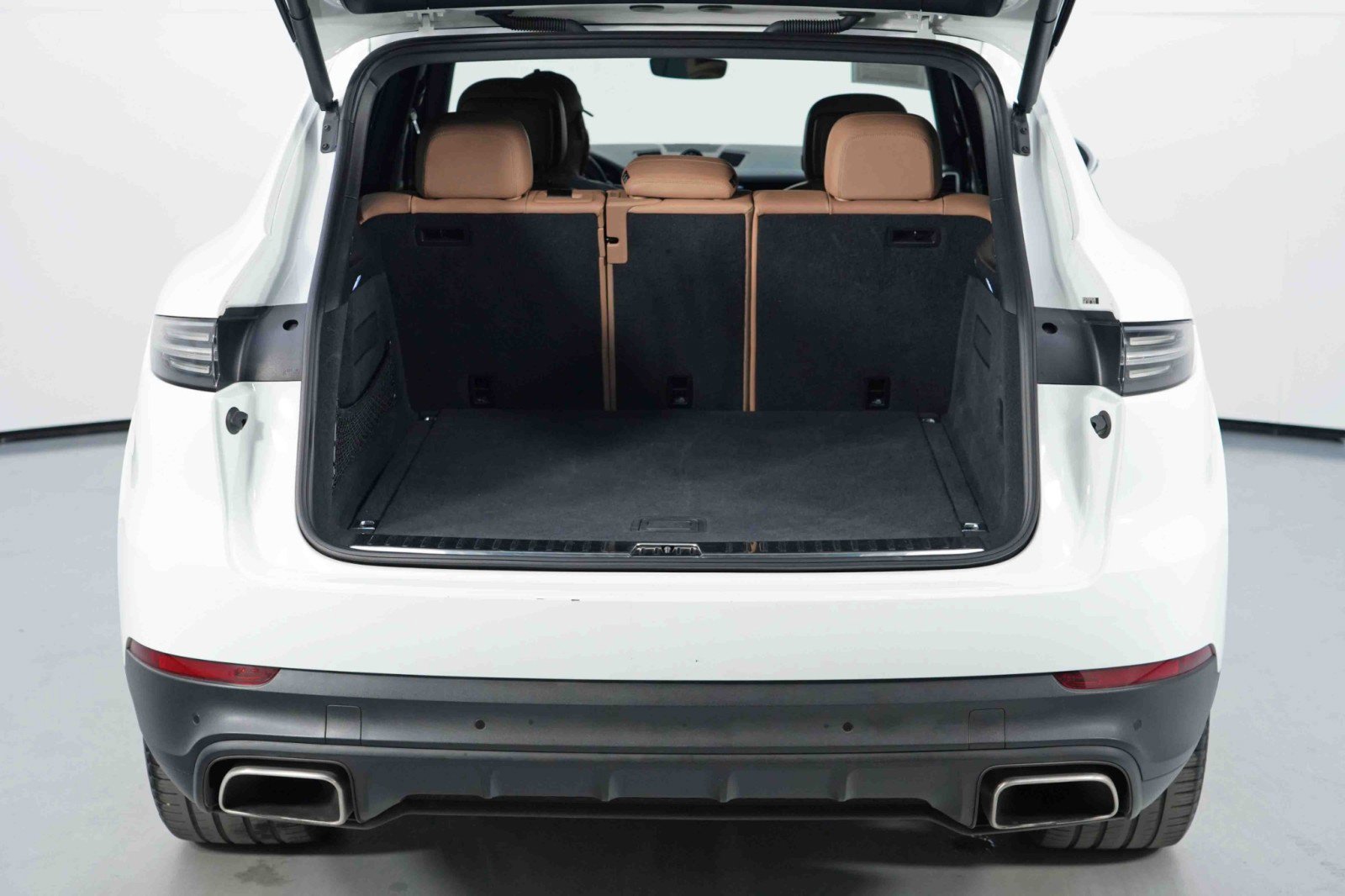 Used 2019 Porsche Cayenne E-Hybrid image 10