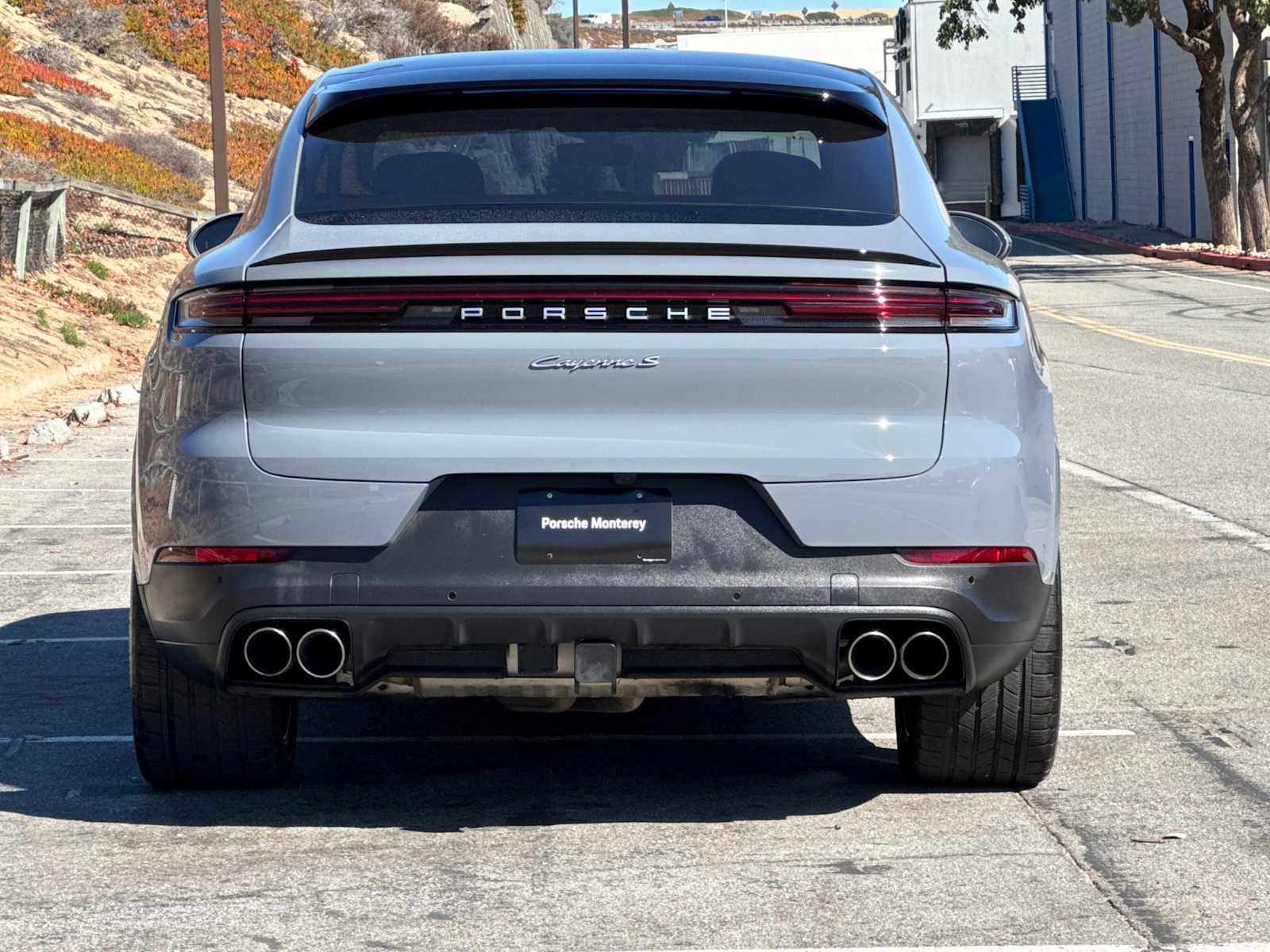 Certified 2025 Porsche Cayenne S AWD/4WD image 8