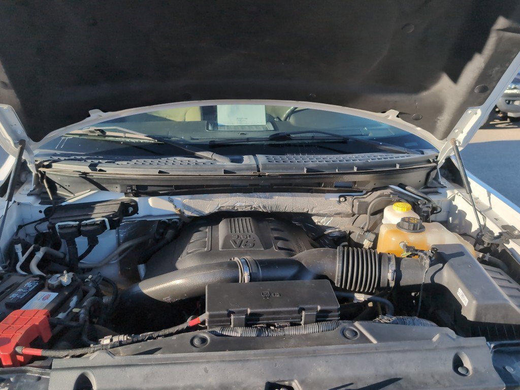 Used 2014 Ford F150 XLT w/ XLT Chrome Package image 22