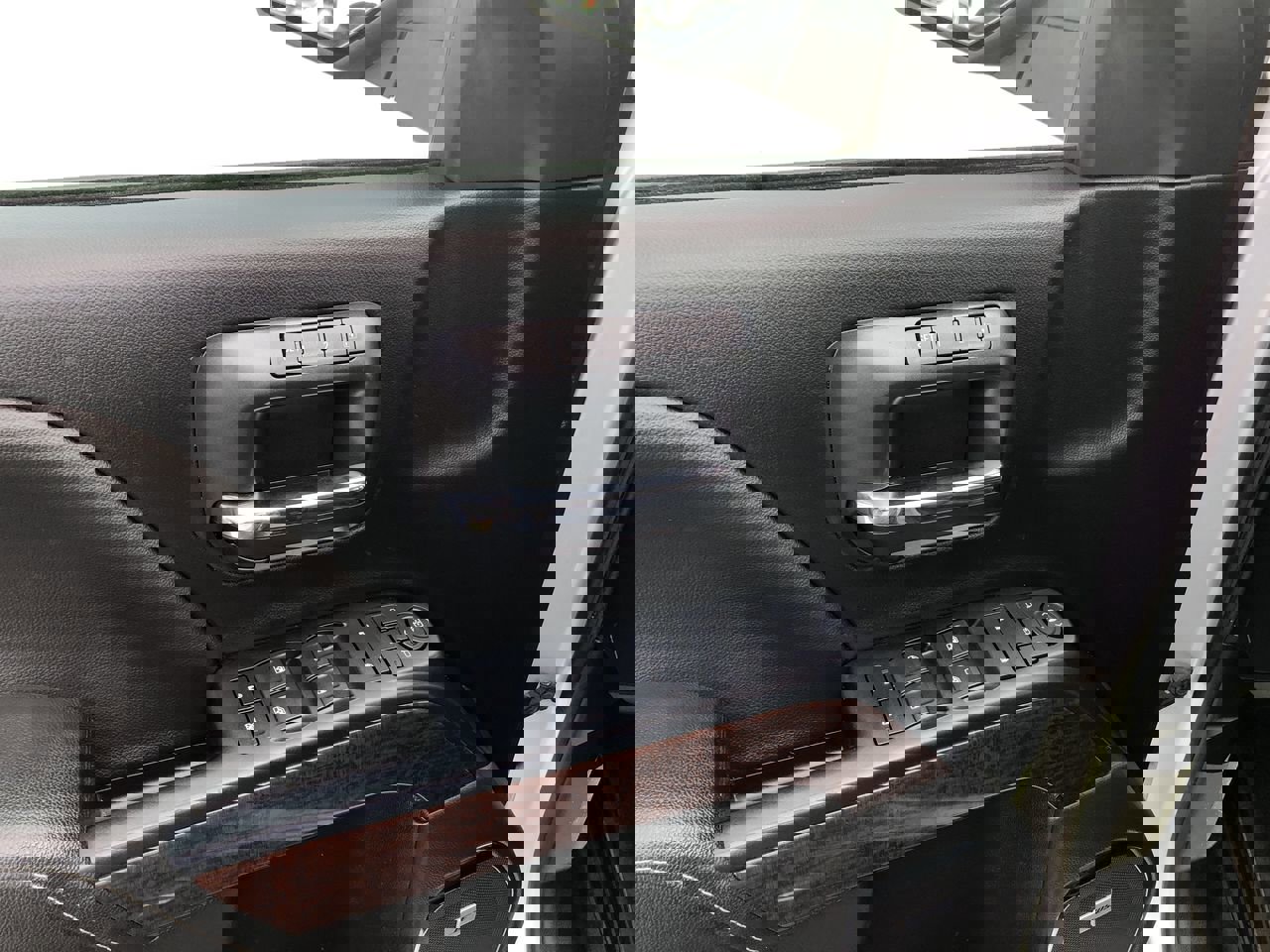 Used 2018 GMC Sierra 1500 SLT image 12