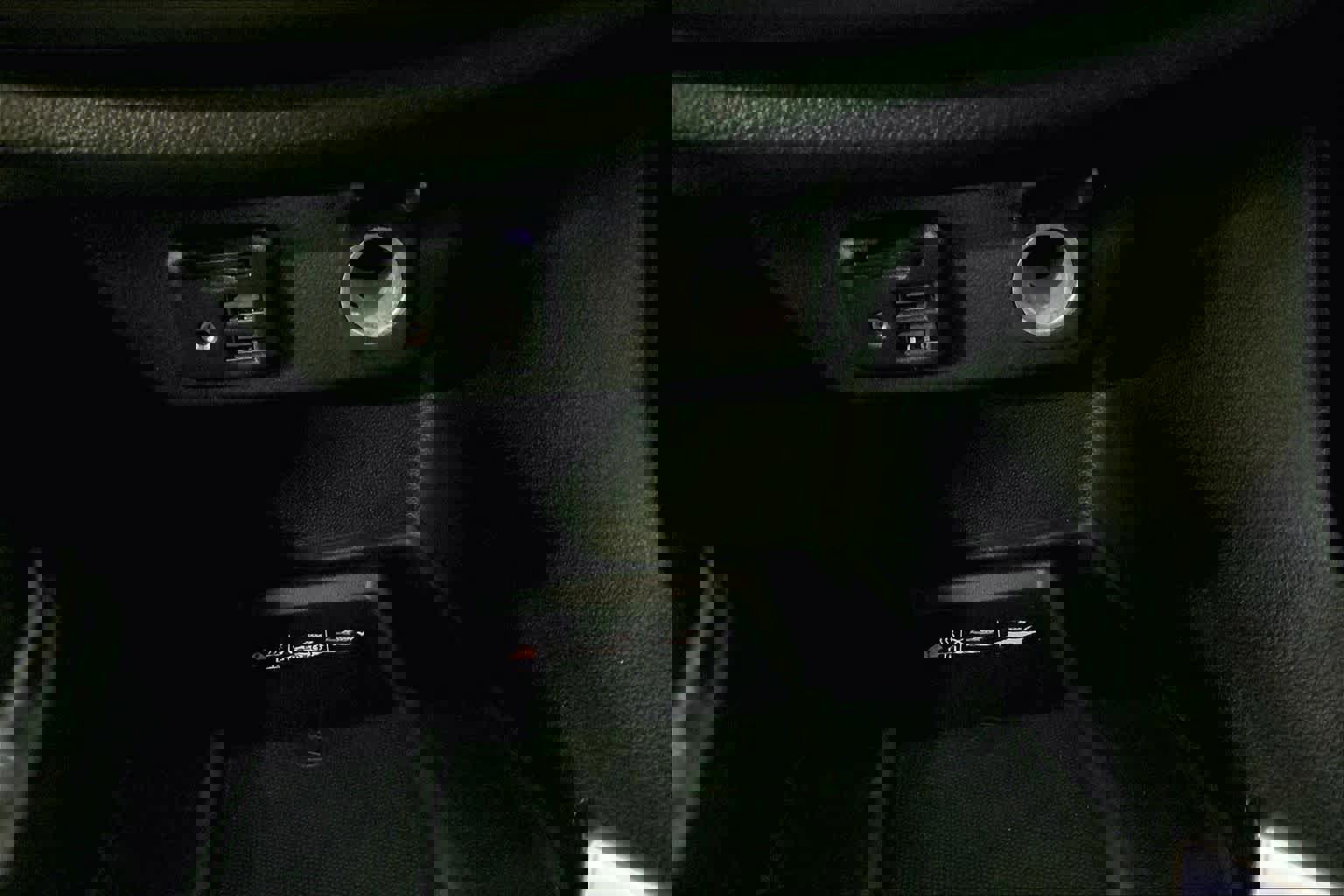 Used 2020 Chevrolet Traverse High Country image 31