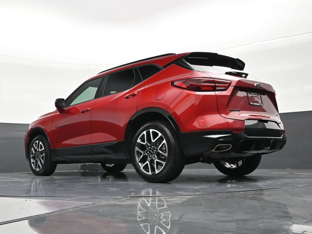 Used 2025 Chevrolet Blazer RS FWD image 22