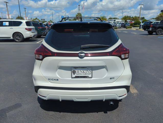Certified 2024 Nissan Kicks SR w/ SR Premium Package FWD image 7