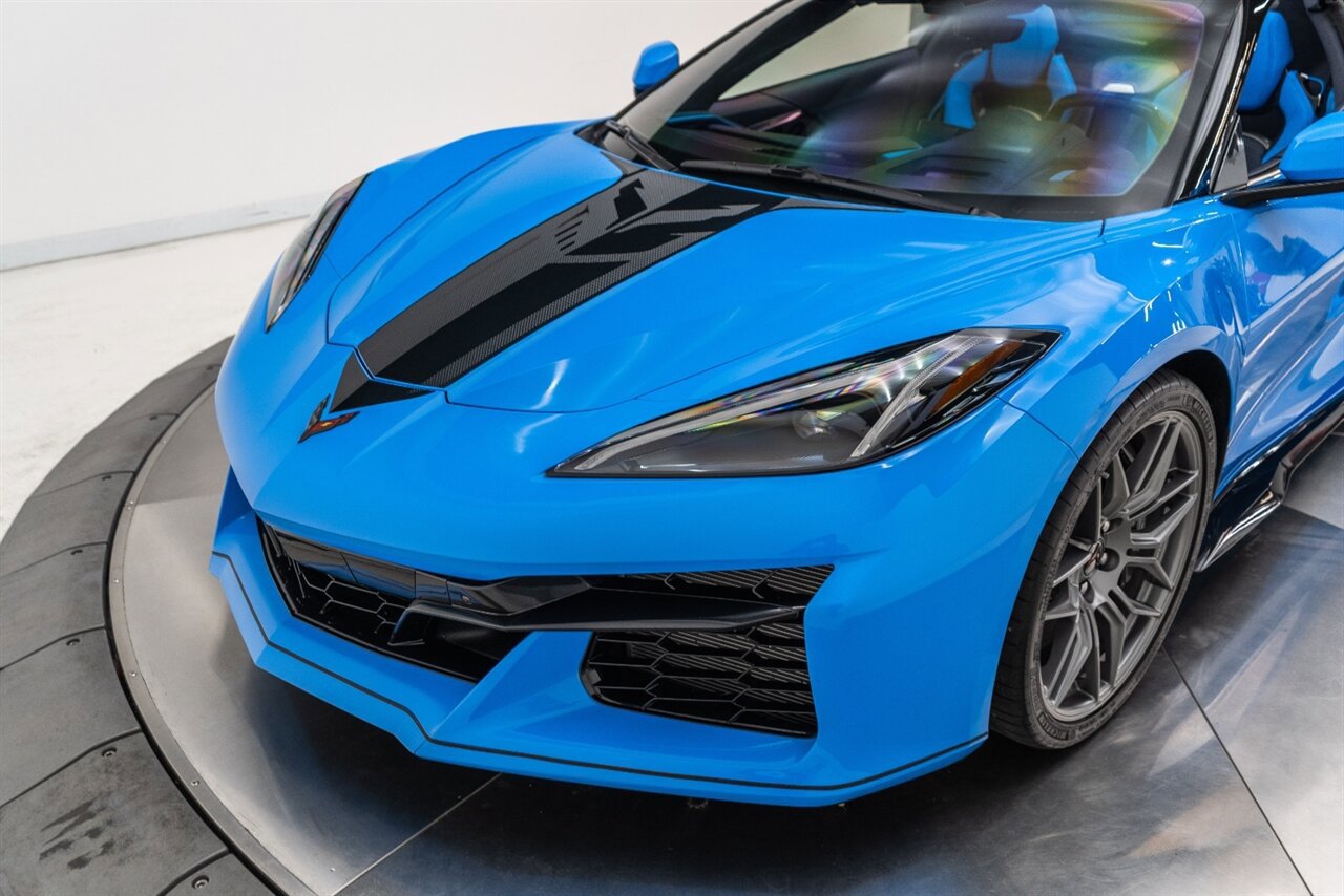 Used 2023 Chevrolet Corvette Z06 w/ Stealth Interior Trim Package RWD image 87