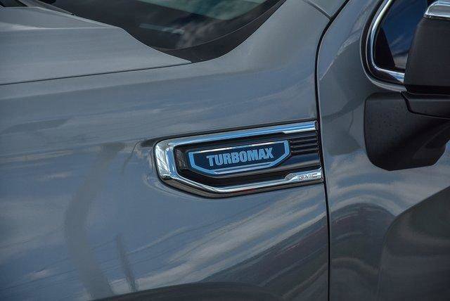 New 2025 GMC Sierra 1500 SLE w/ Preferred Package image 6