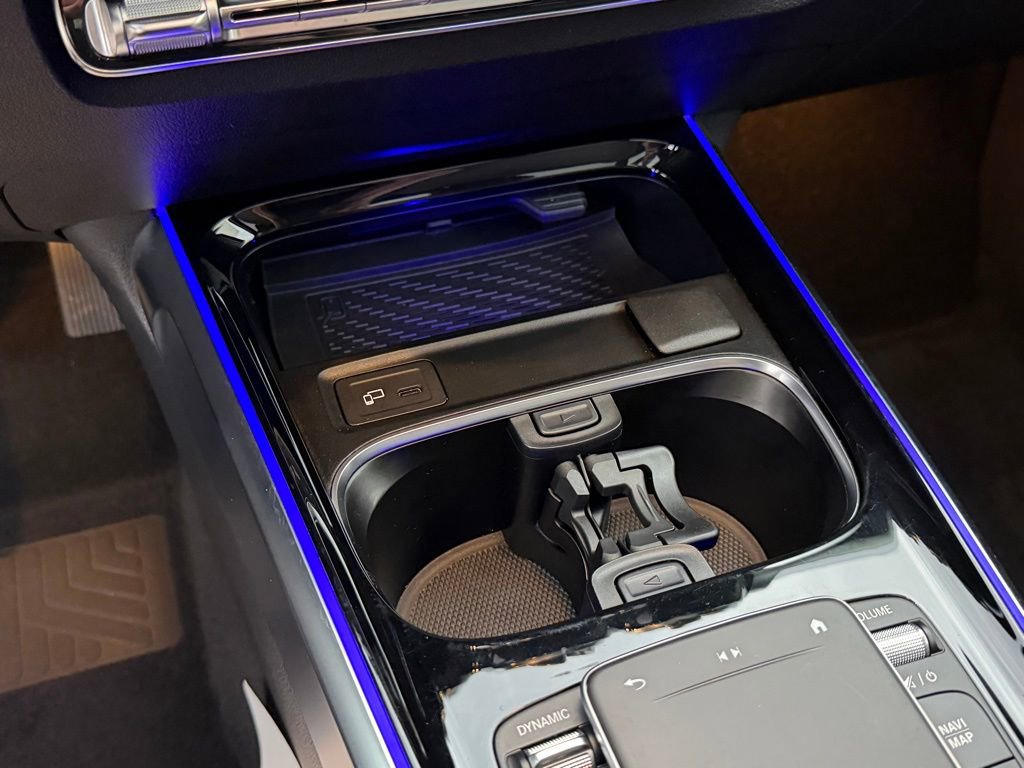 Used 2021 Mercedes-Benz GLB 250 4MATIC image 27