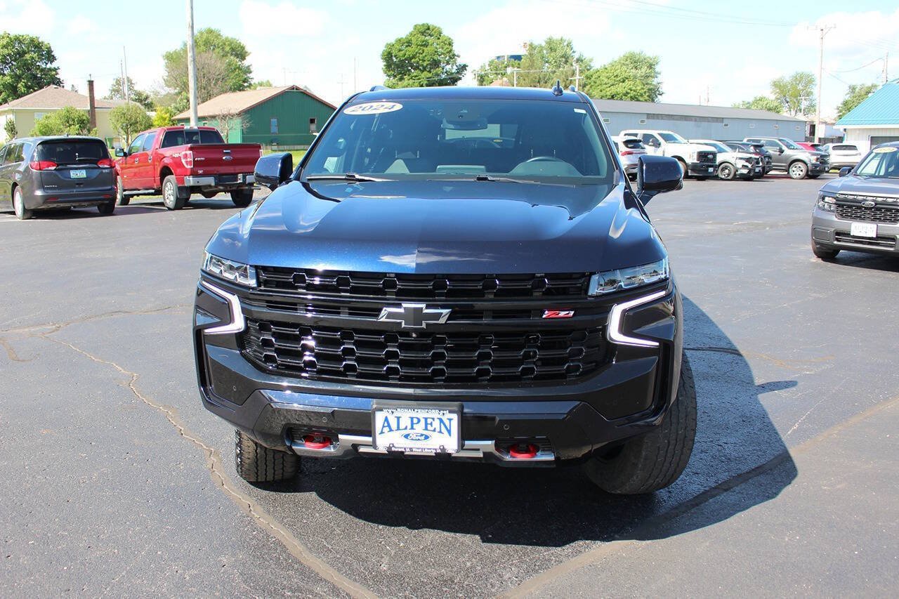 Used 2024 Chevrolet Tahoe Z71 w/ Z71 Off-Road Package AWD/4WD image 5