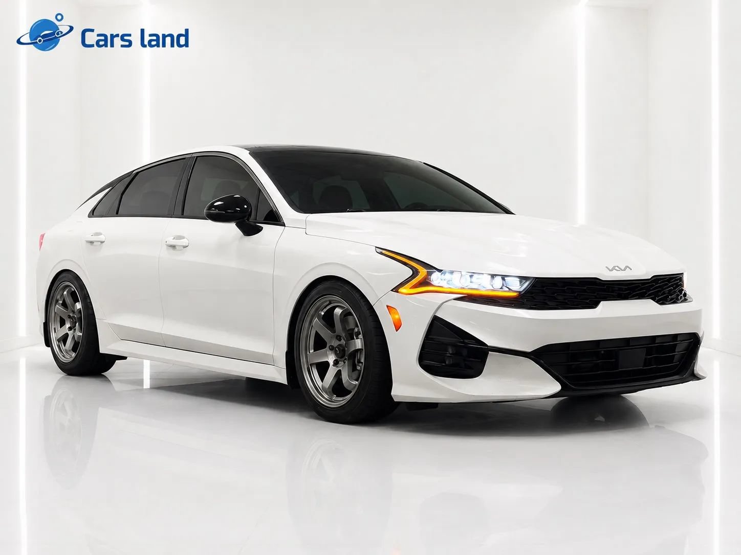 Used 2023 Kia K5 GT-Line AWD/4WD image 1