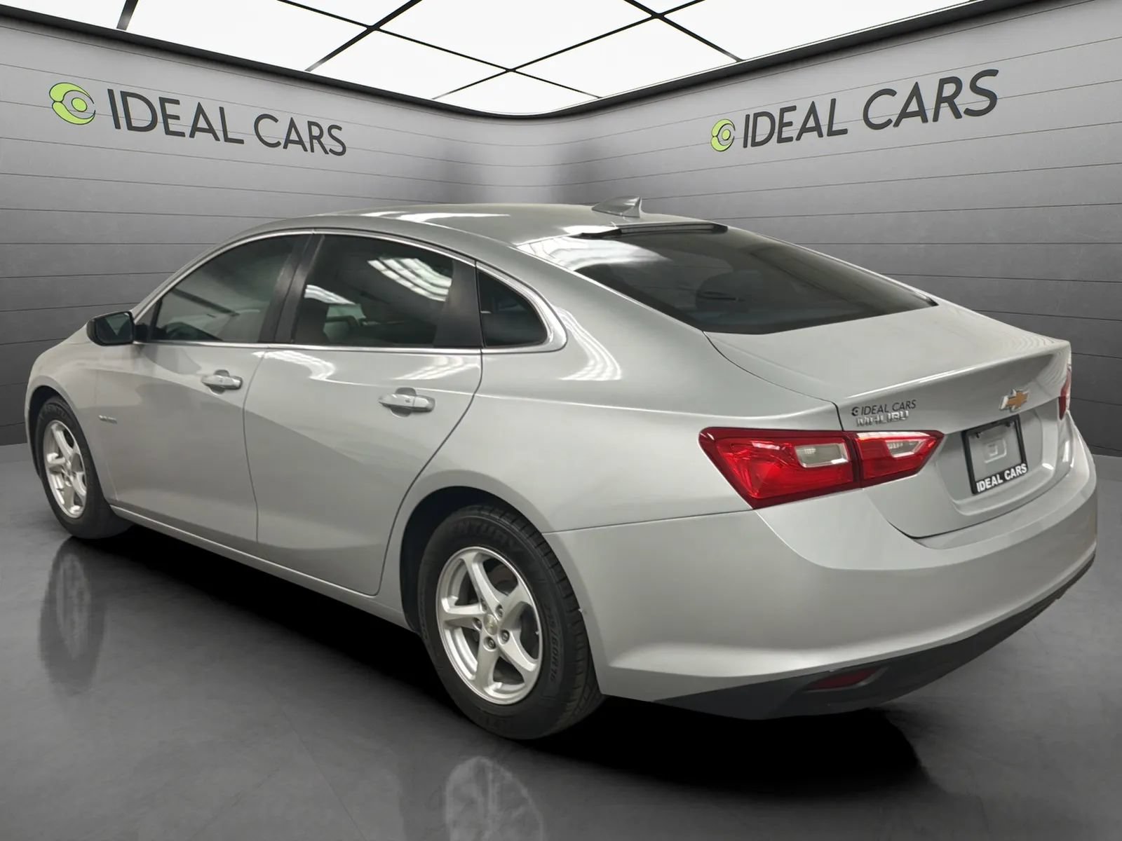 Used 2017 Chevrolet Malibu LS FWD image 7