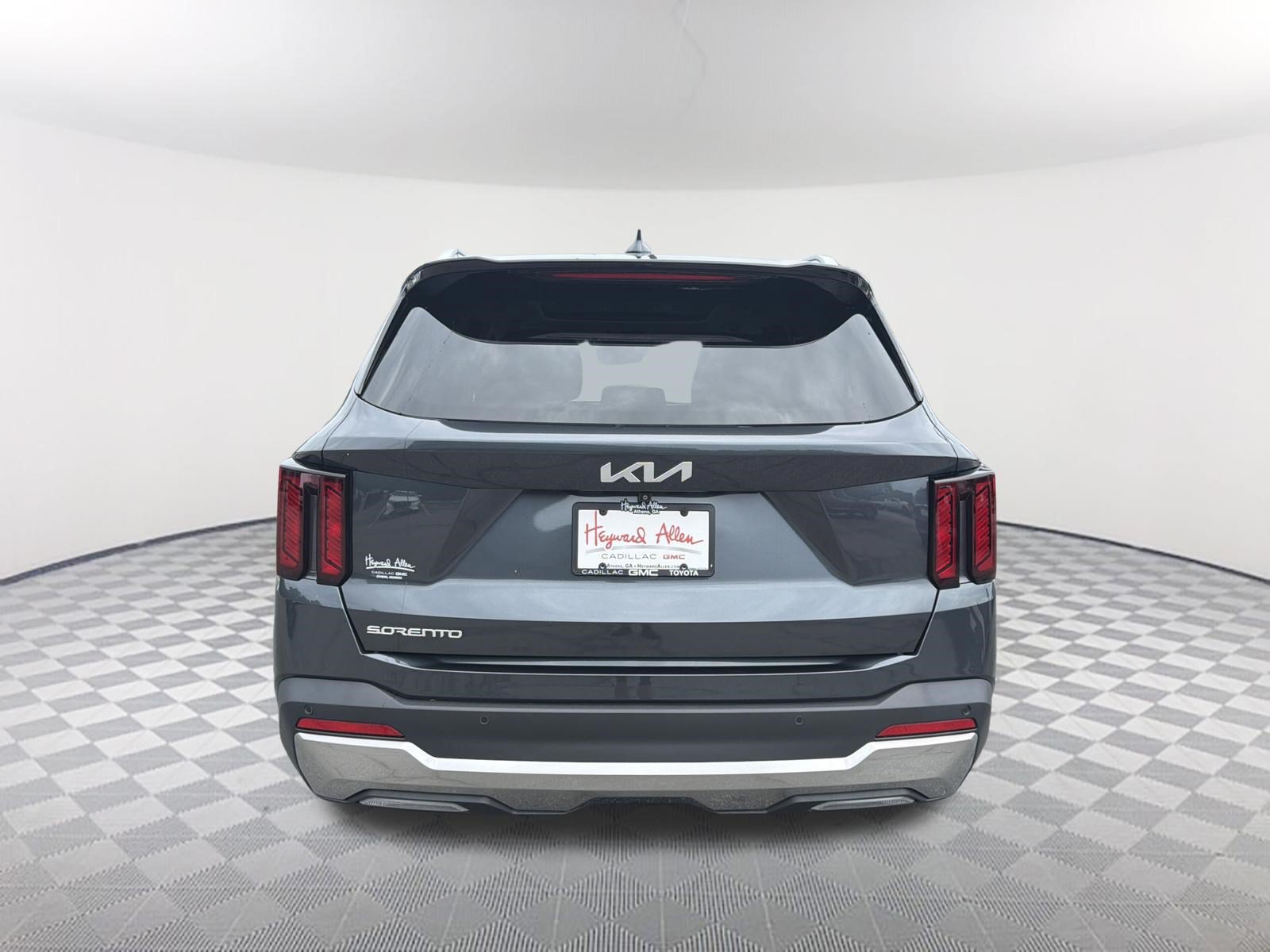 Used 2024 Kia Sorento S w/ Panoramic Sunroof Package FWD image 5