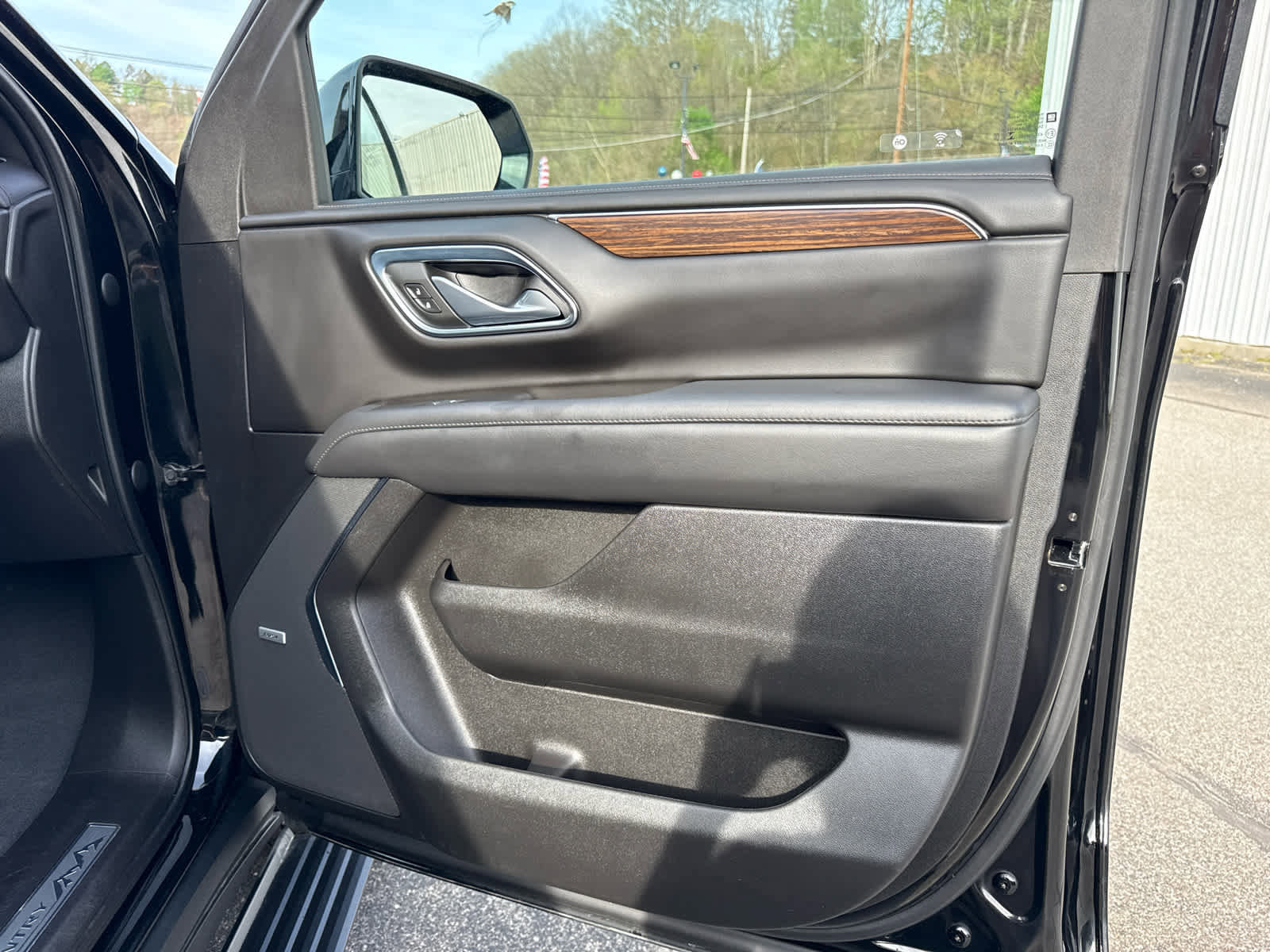 Used 2023 Chevrolet Tahoe High Country image 37