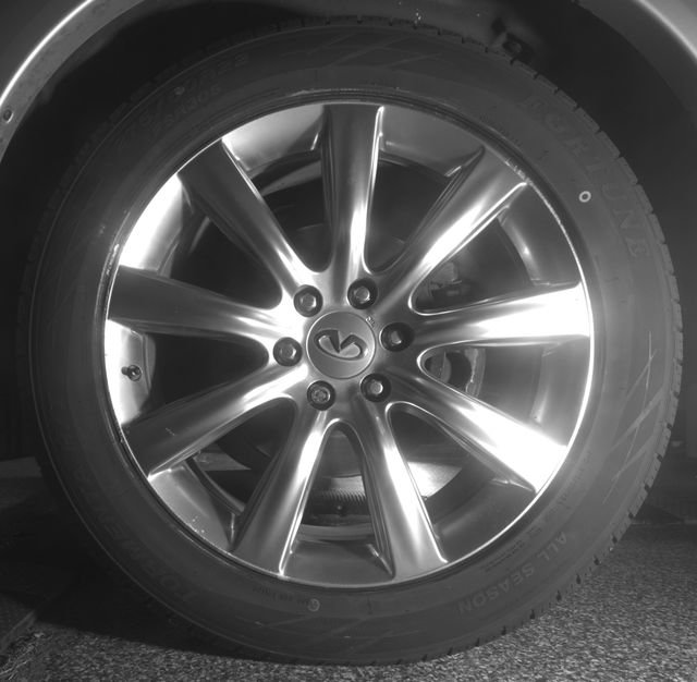 Used 2014 INFINITI QX80 4WD w/ Deluxe Touring Package image 13