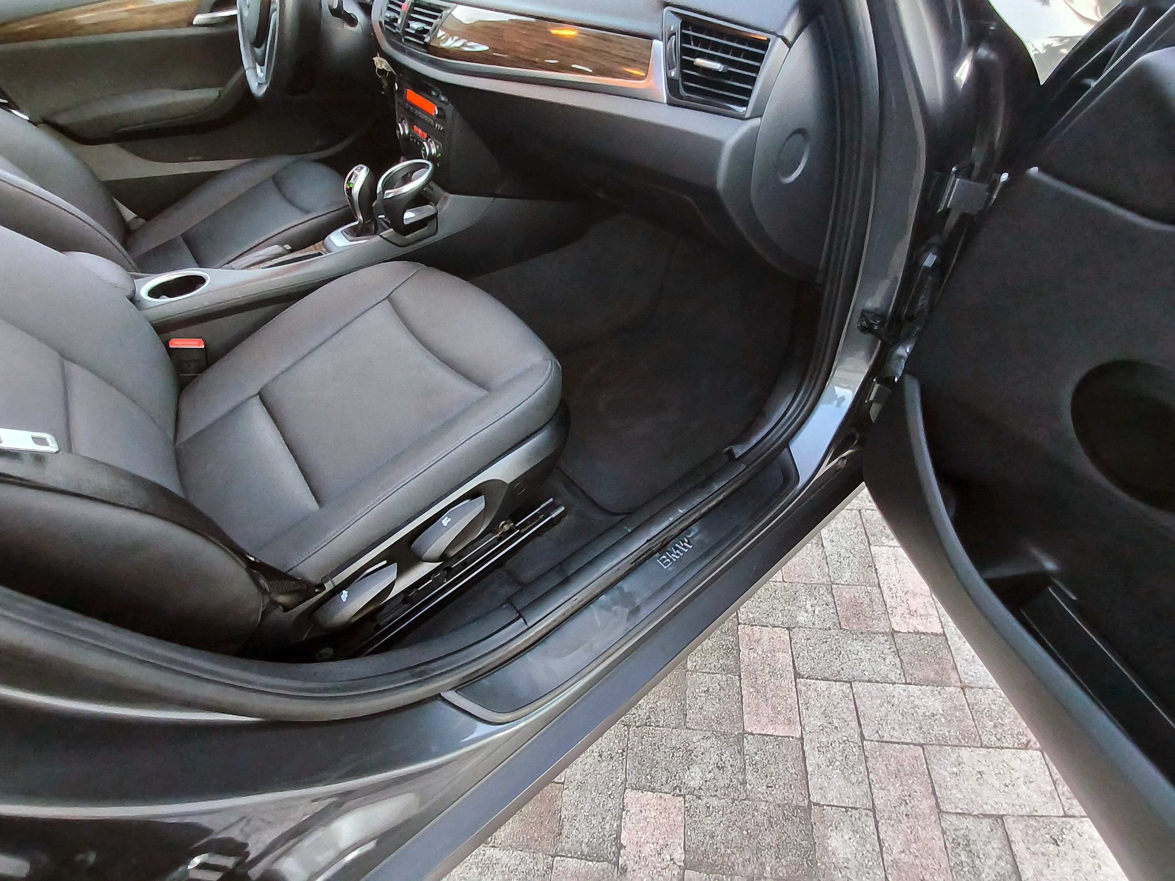Used 2015 BMW X1 sDrive28i RWD image 41