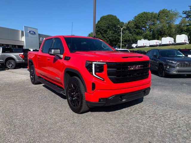 Used 2026 GMC Sierra 1500 Elevation w/ Elevation Premium Package AWD/4WD image 2