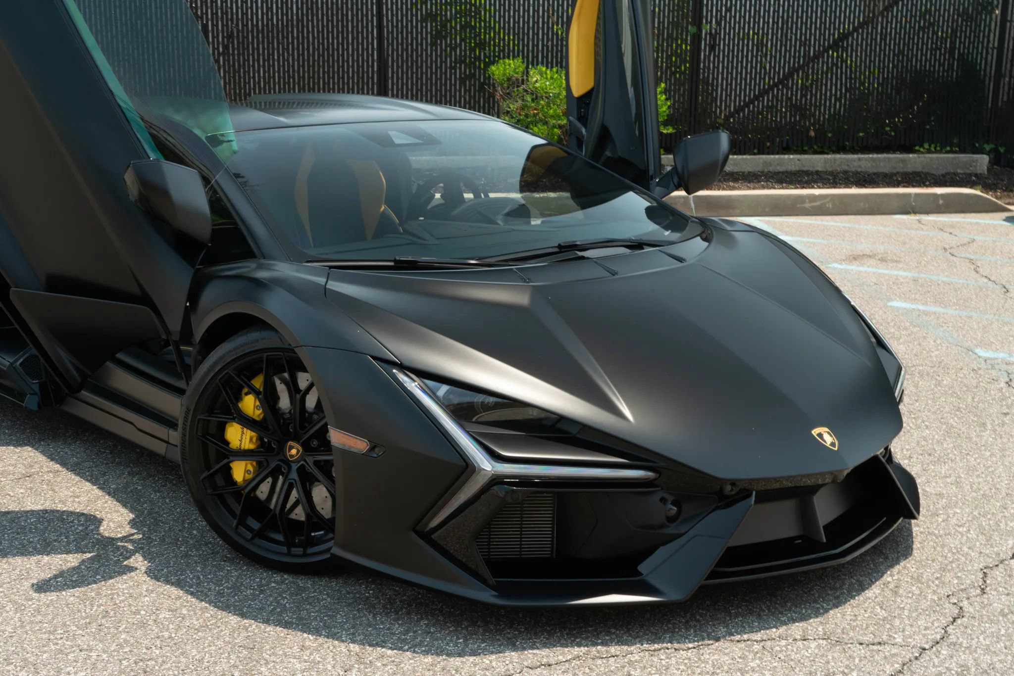 Used 2024 Lamborghini Revuelto AWD/4WD image 6