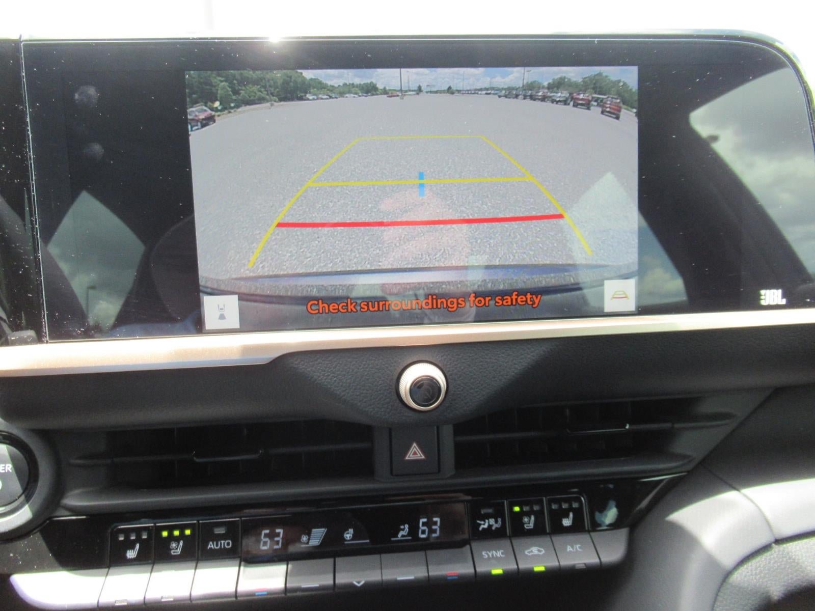 Used 2023 Toyota Crown AWD/4WD image 29