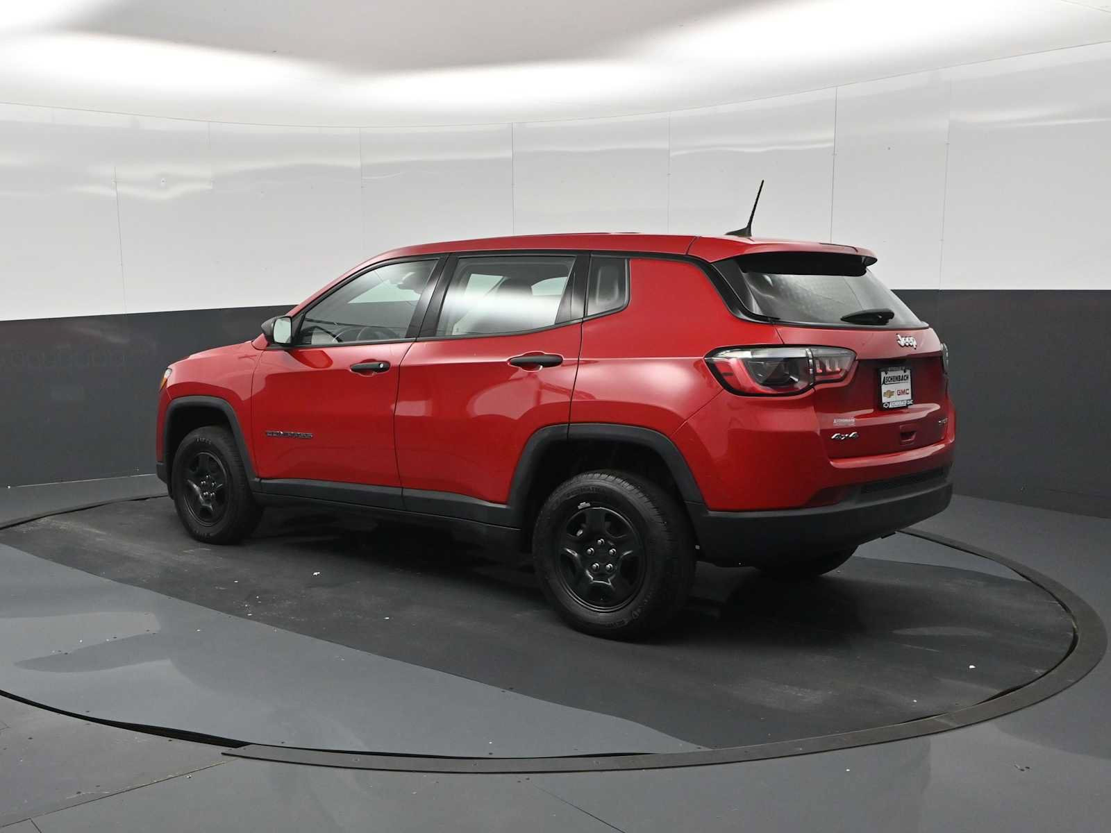 Used 2021 Jeep Compass Sport AWD/4WD image 6