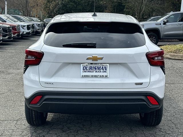 New 2026 Chevrolet Trax LS w/ LS Convenience Package image 3