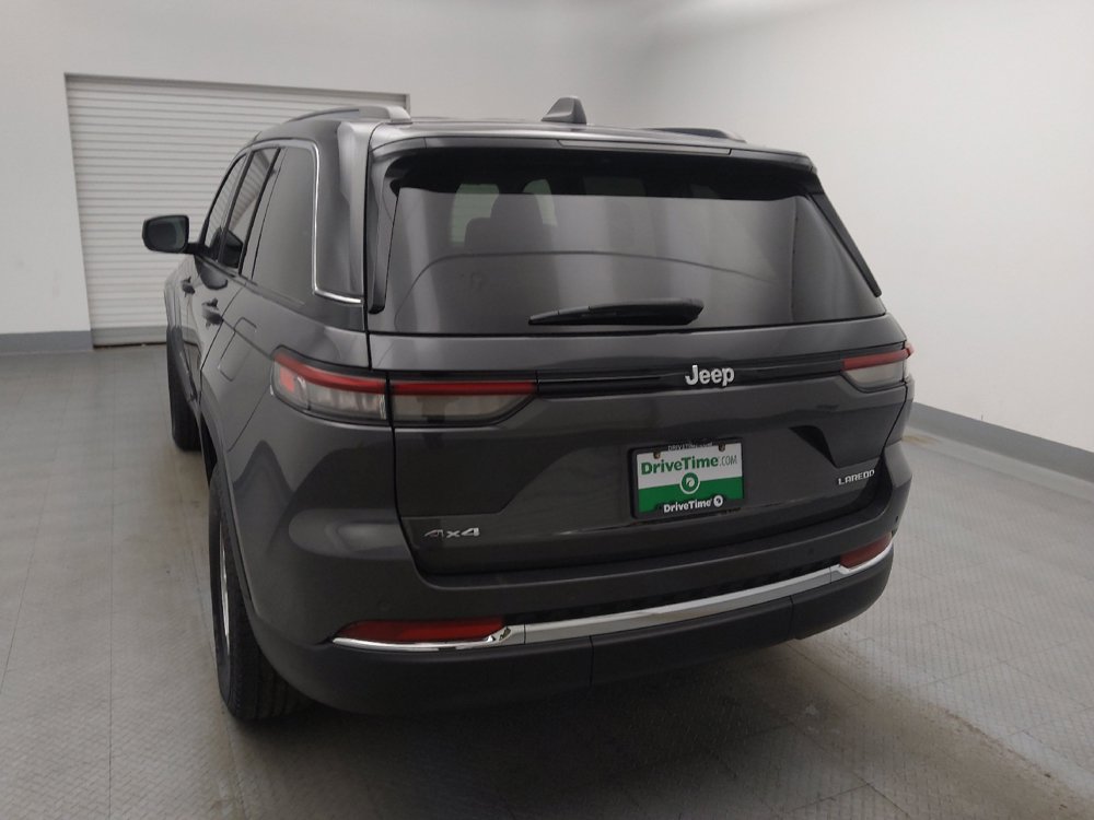 Used 2023 Jeep Grand Cherokee Laredo w/ Luxury Tech Group I AWD/4WD image 6