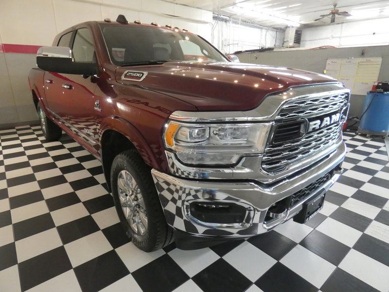 Used 2022 RAM 2500 Limited w/ Towing Technology Group image 3