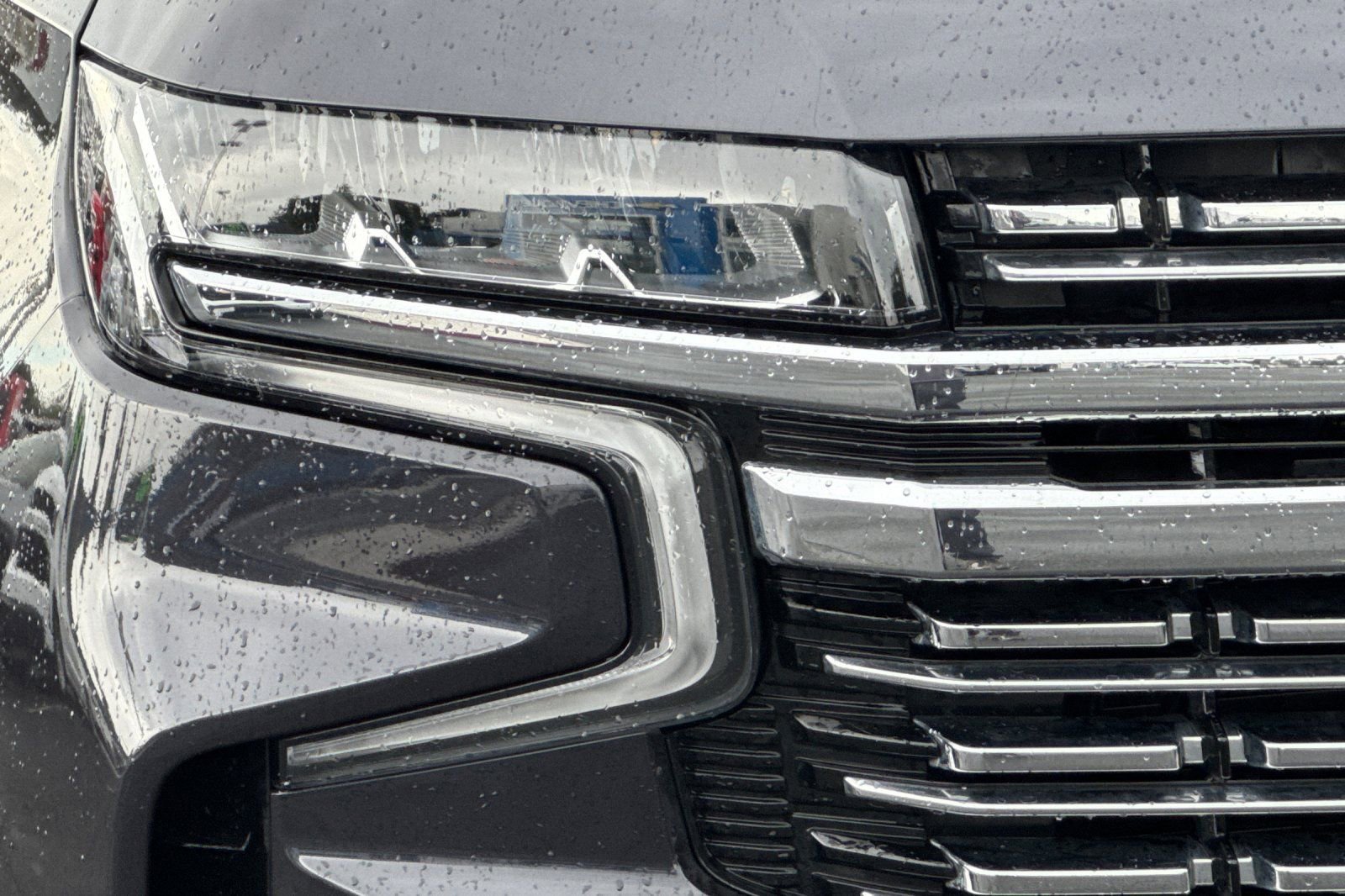 Used 2024 Chevrolet Suburban Premier image 42