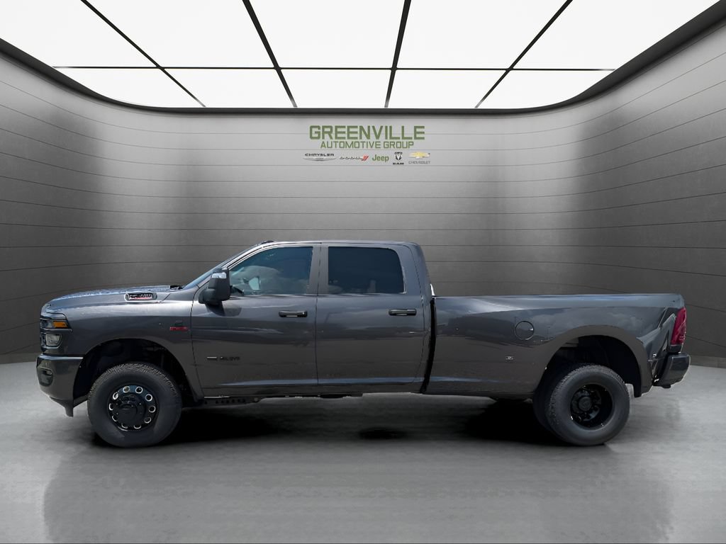 New 2026 RAM 3500 Big Horn AWD/4WD image 25
