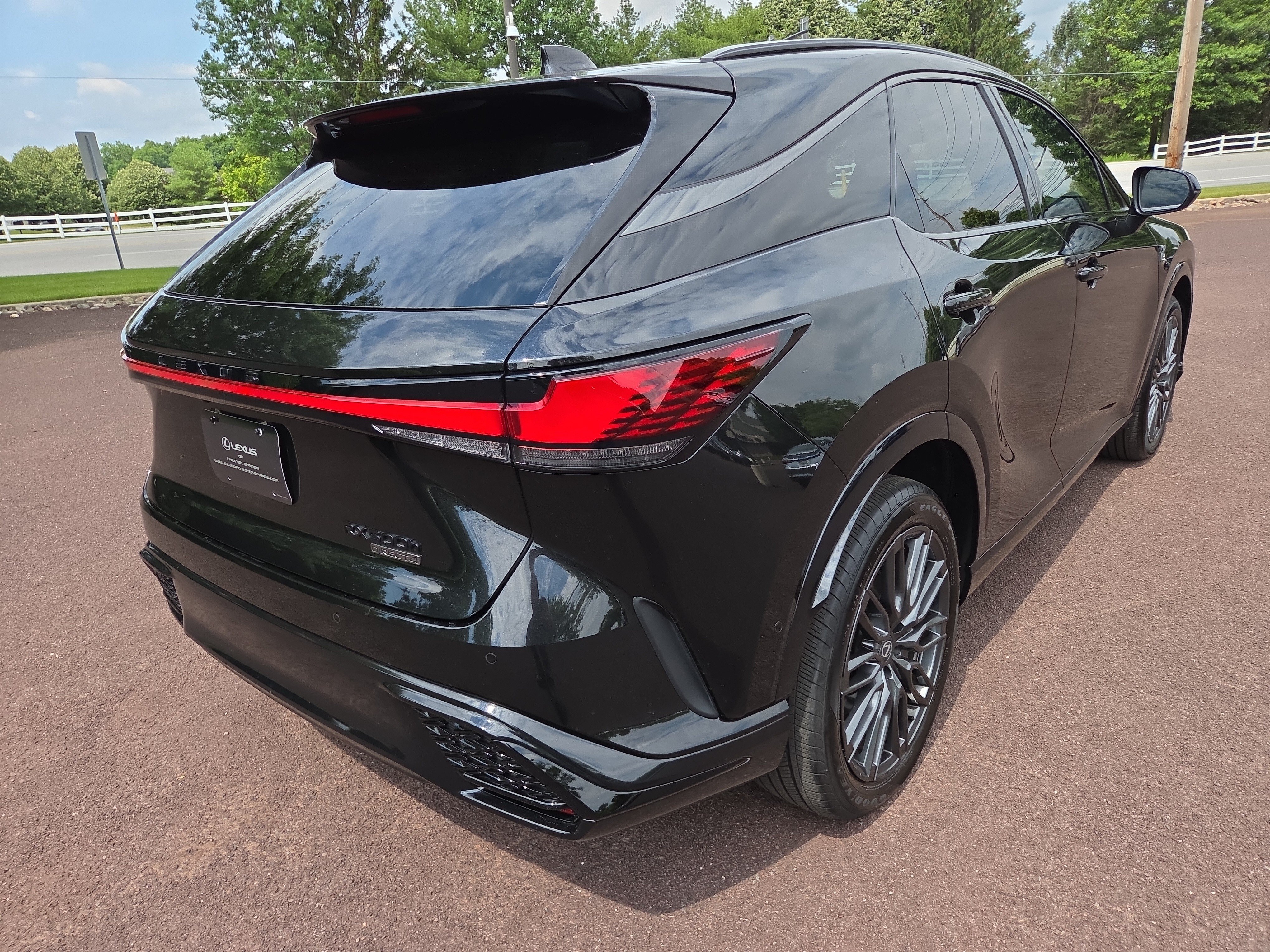 Certified 2026 Lexus RX 500h F Sport w/ Convenience Package AWD/4WD image 3
