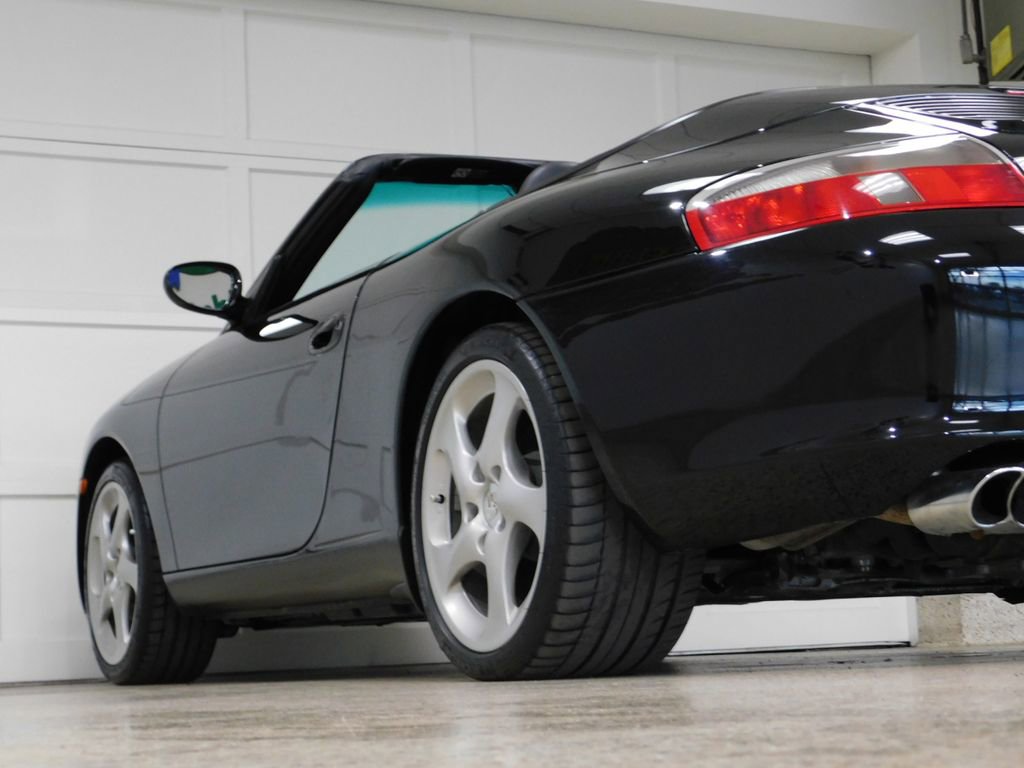 Used 2004 Porsche 911 Carrera RWD image 73