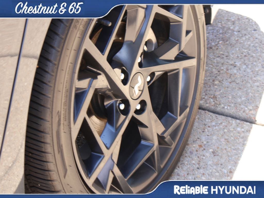 Certified 2025 Hyundai Elantra N Line FWD image 40