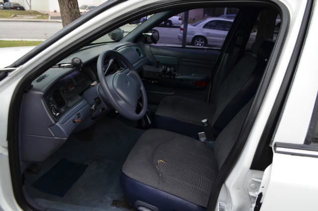 Used 1999 Ford Crown Victoria Police Interceptor RWD image 5