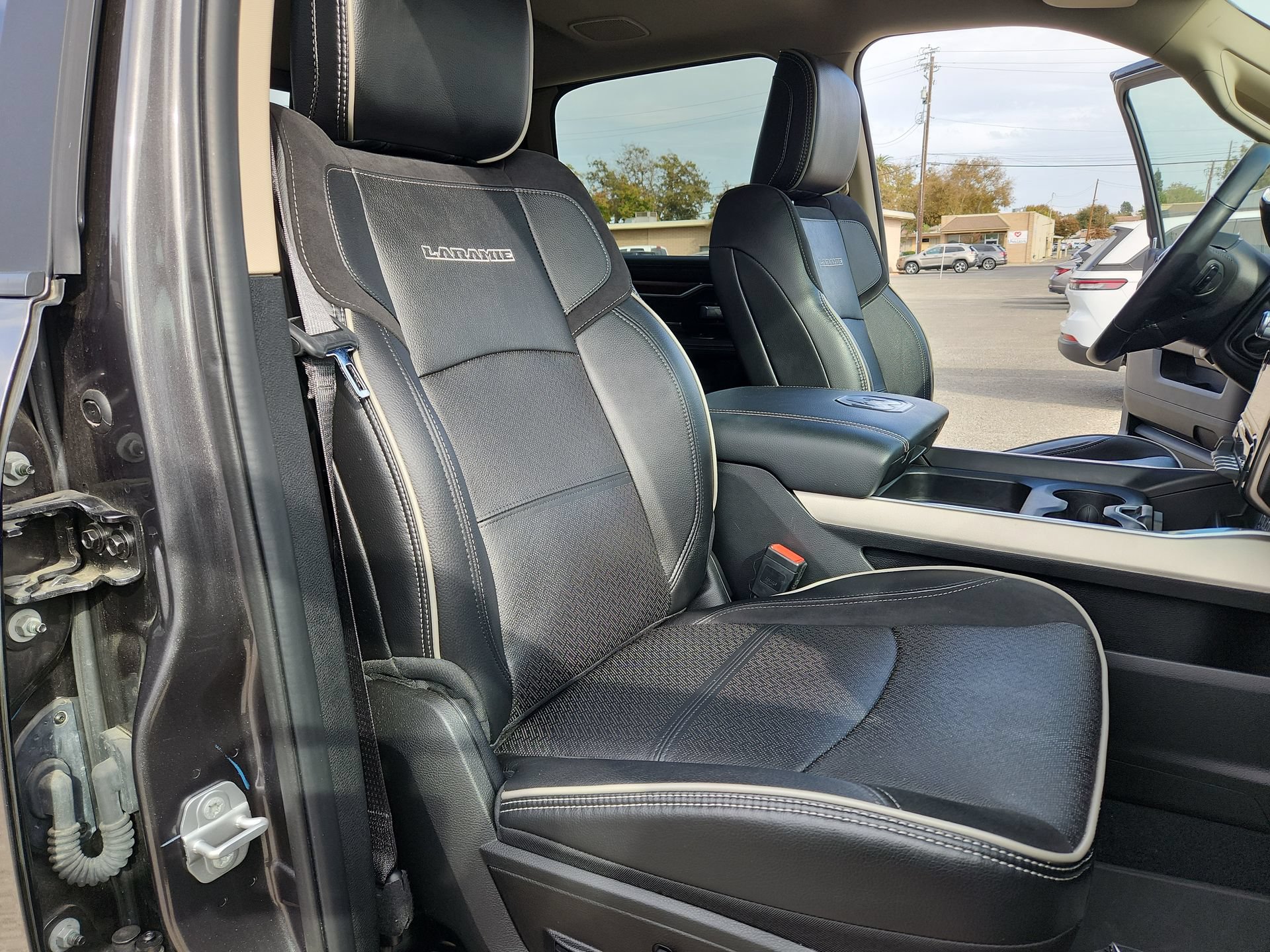 Certified 2022 RAM 2500 Laramie AWD/4WD image 25