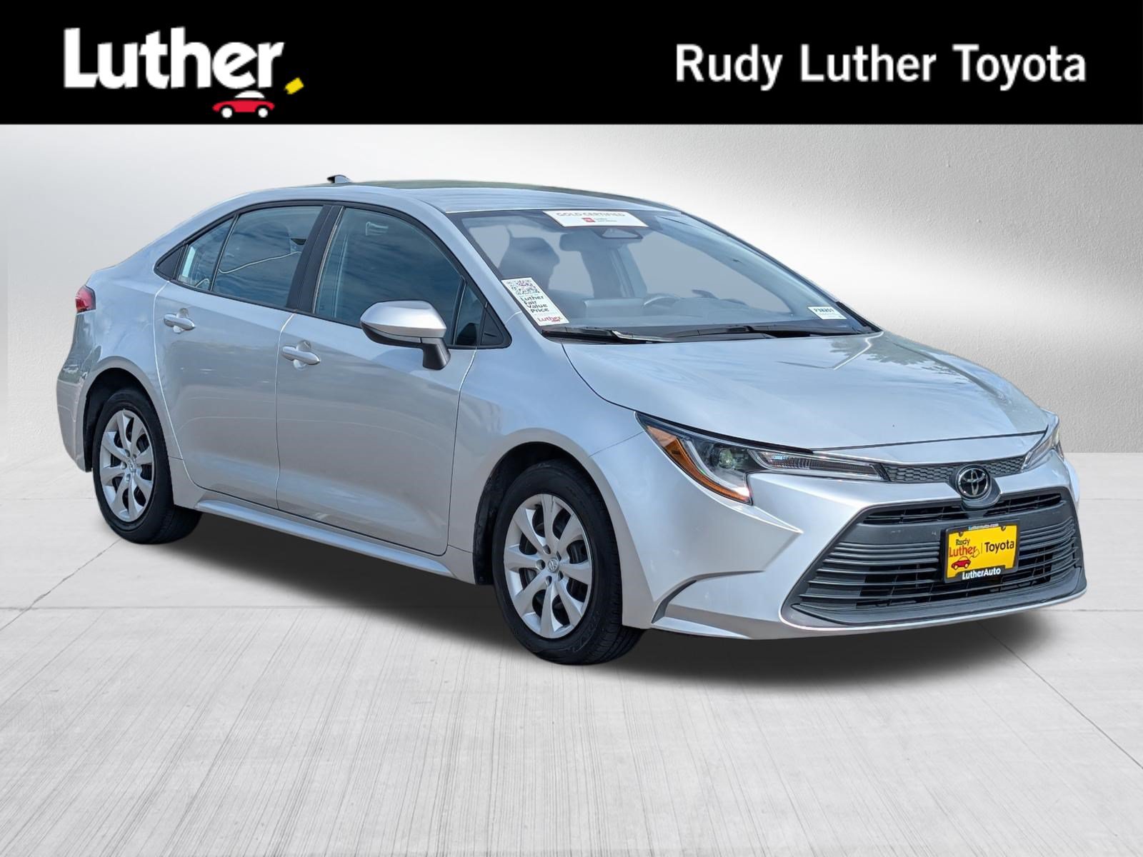 Certified 2024 Toyota Corolla LE FWD image 1