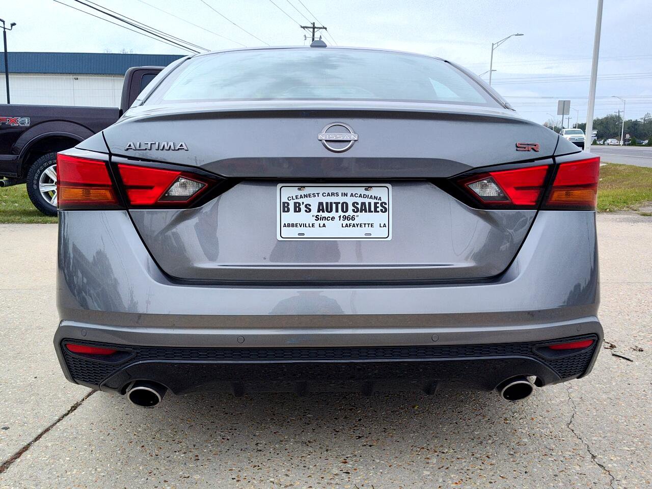 Used 2024 Nissan Altima 2.5 SR w/ SR Premium Package image 5