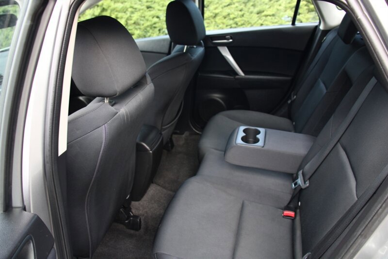 Used 2010 MAZDA MAZDA3 s Sport FWD image 14